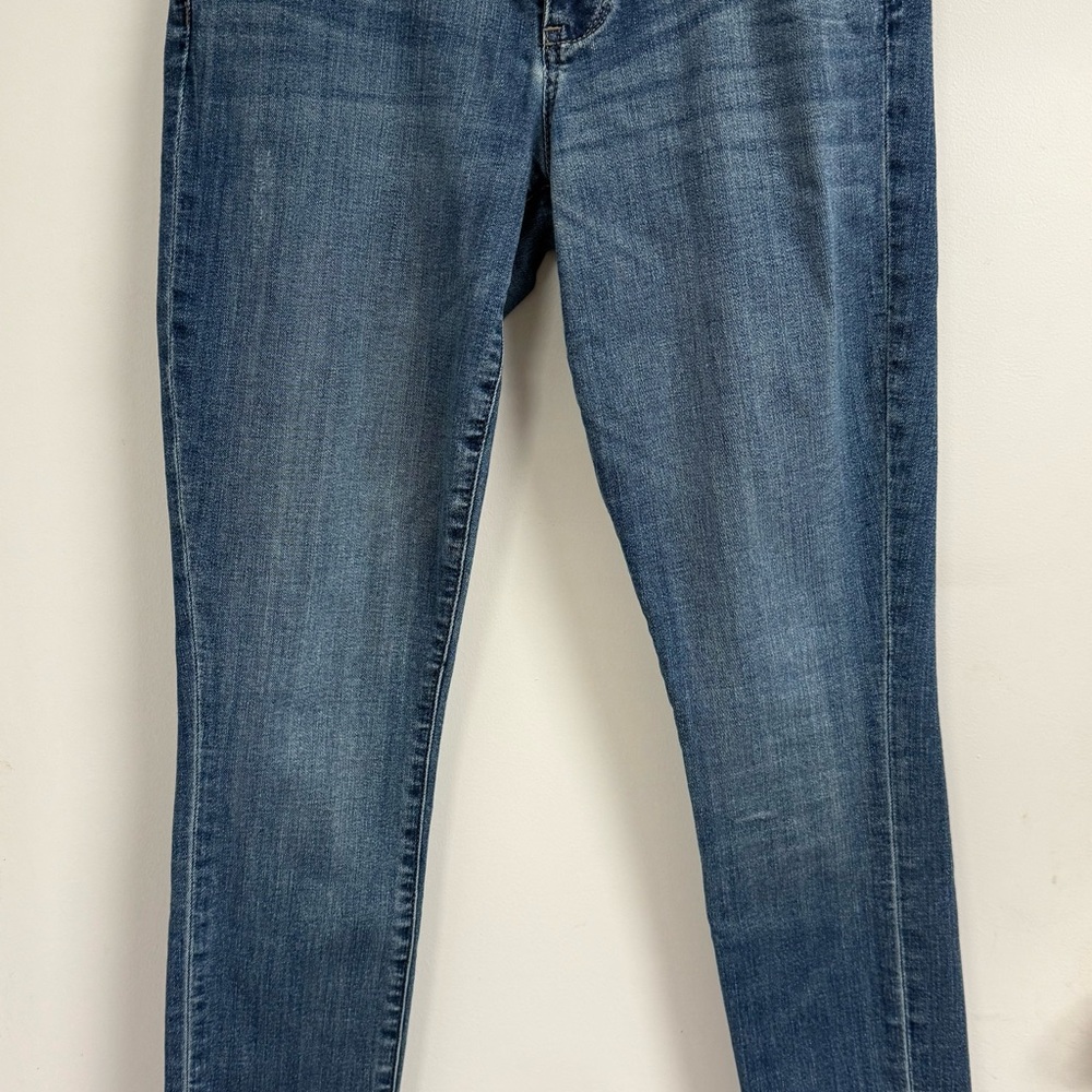 DKNY Slim Stretch Skinny Jeans in Mid Wash Blue